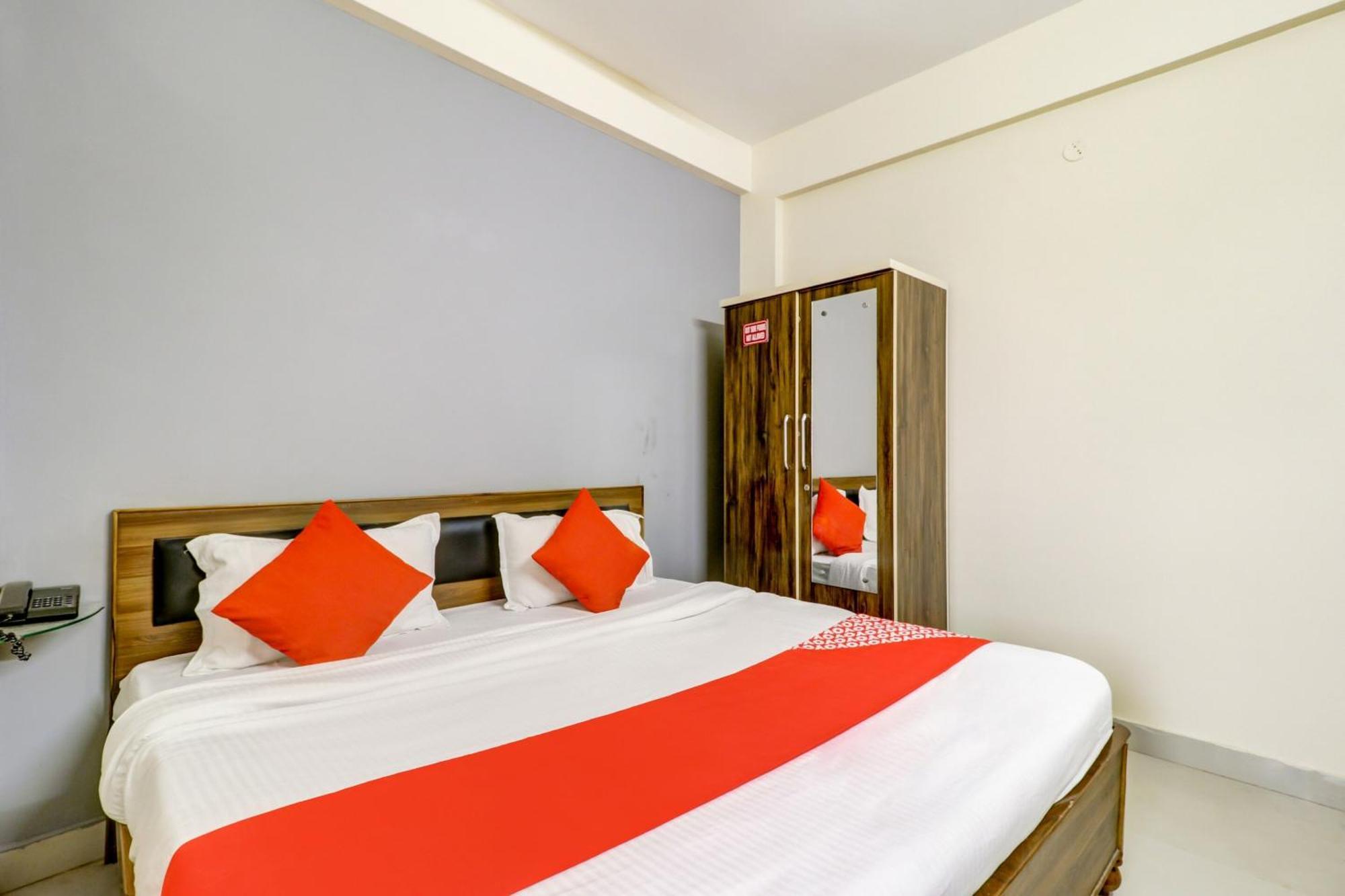 Hotel O The Crown Inn ナーグプル エクステリア 写真